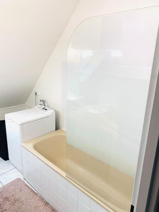 Charmant Appartement 2 Pieces Mundolsheim Екстериор снимка